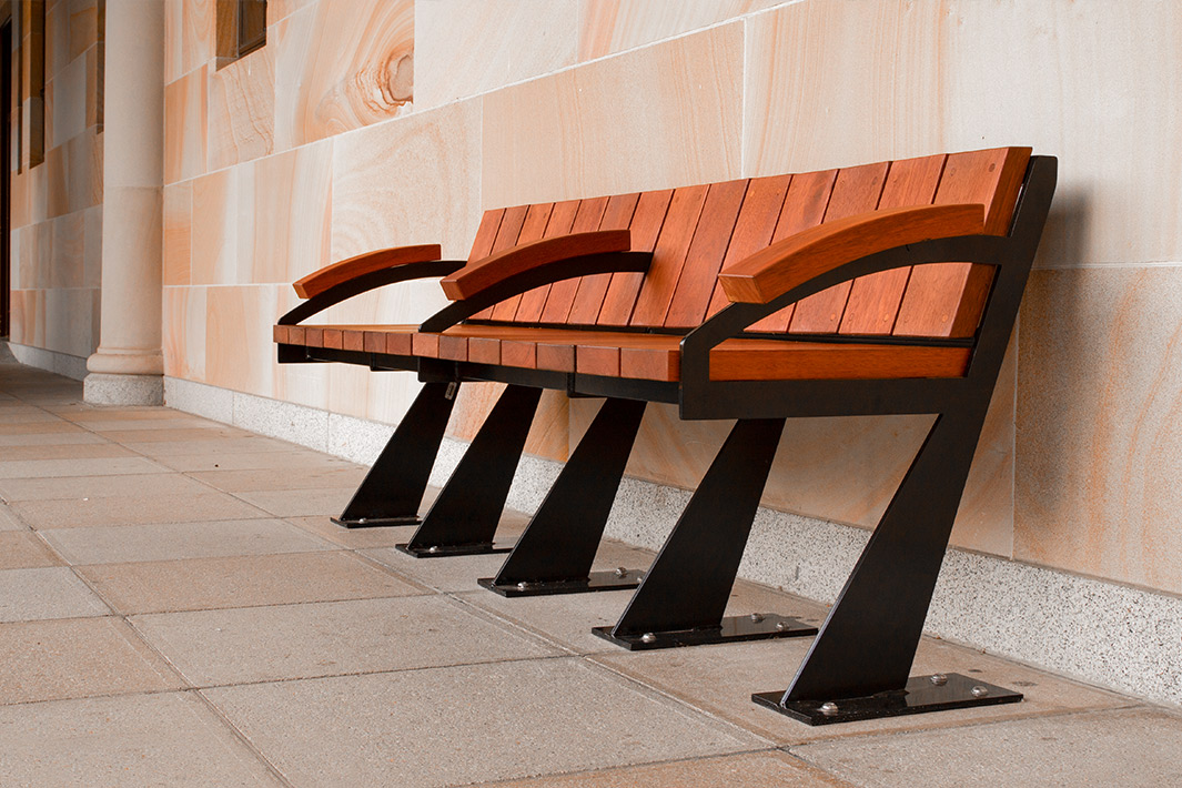 bench at uq great court